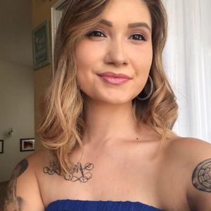 Meet your Posher, Candace